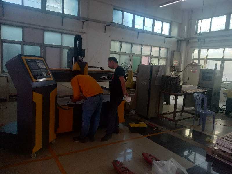 東莞市XX亞克力制品廠(chǎng)