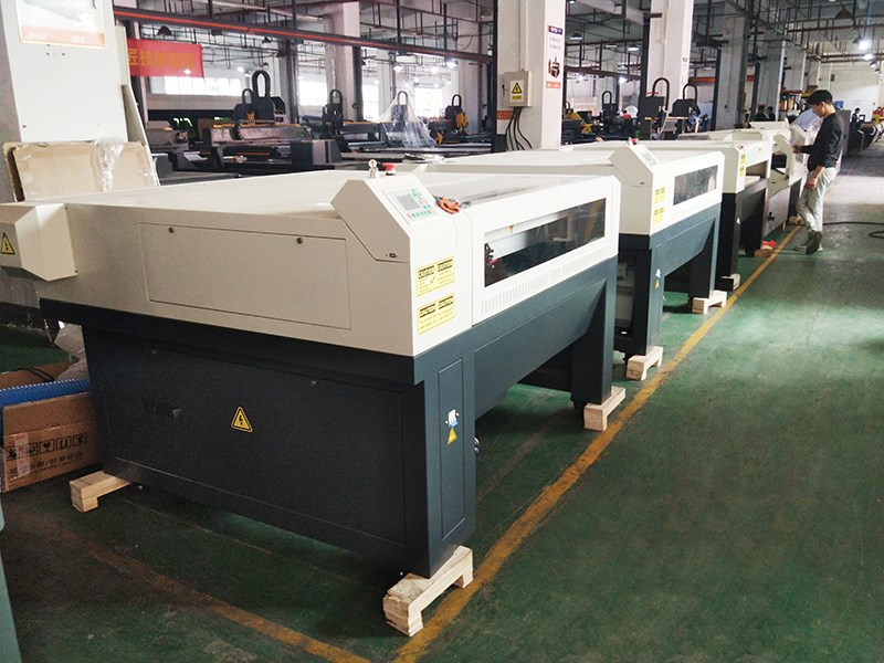 激光機車(chē)間一角