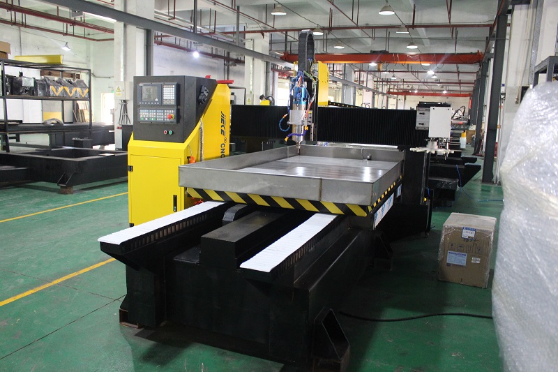 購買(mǎi)鋁板雕刻機 我有幾點(diǎn)小建議