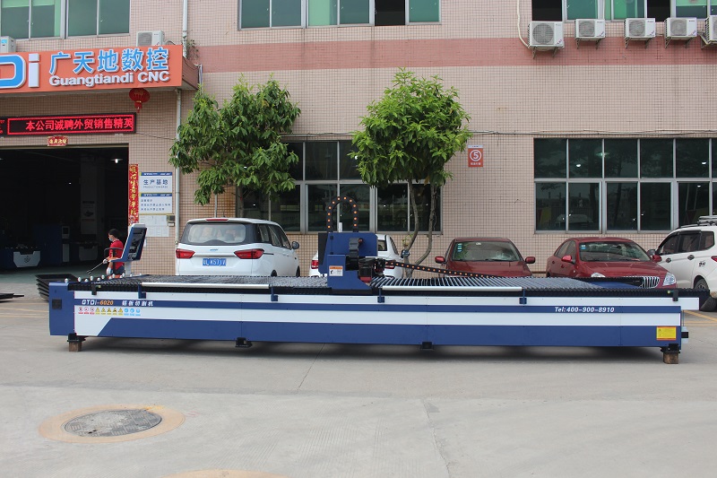 光纖激光切割機廠(chǎng)家怎樣選擇