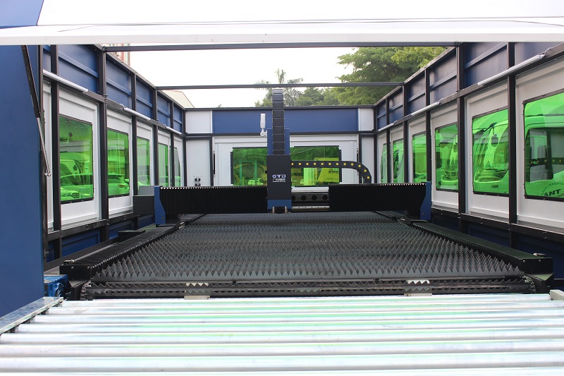 影響光纖激光切割機切割效果的四大重要參數