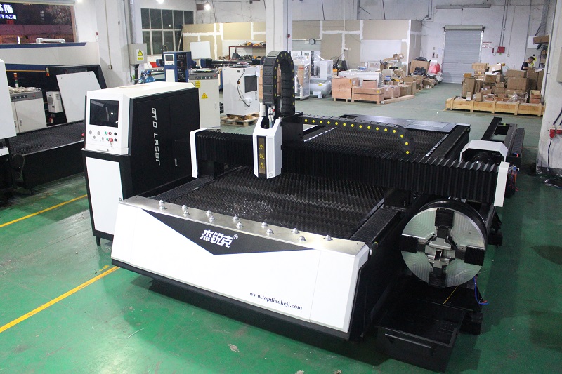 杰銳克4015板管一體光纖激光切割機東莞客戶(hù)正常生產(chǎn)