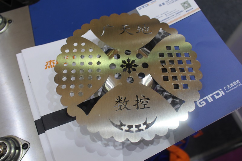 光纖激光切割機能切最小孔和板厚的關(guān)系