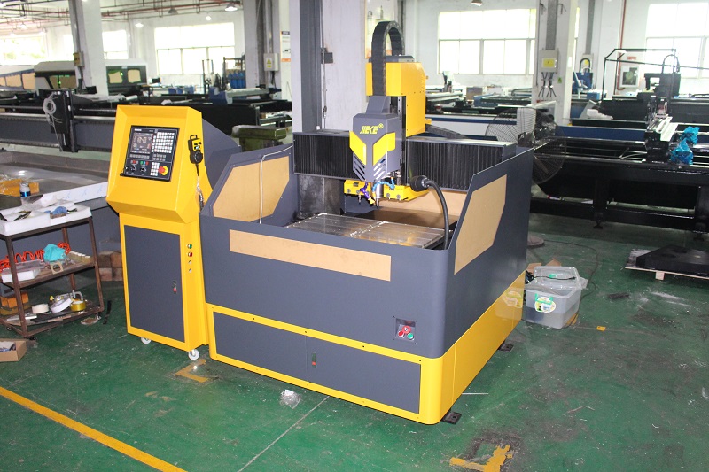 鋁板精雕機帶刀庫效率速度至少提高30%